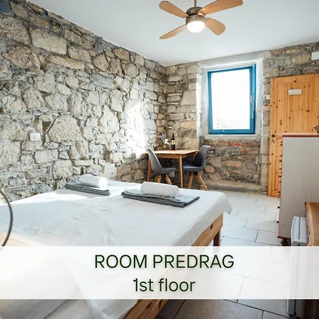 Lapis - Stone House With Amazing View * Črni Kal