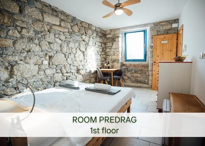 Lapis - Stone House With Amazing View * Črni Kal